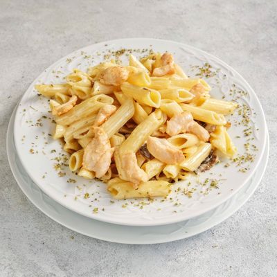 Tavuklu Kremalı Penne