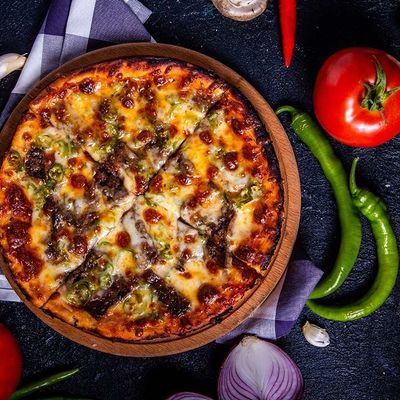 Kavurmalı Pizza (Orta)