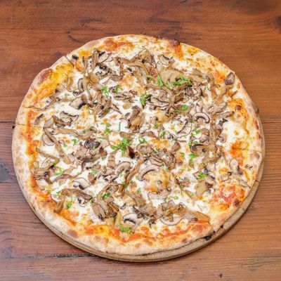 Körili Tavuklu Mantarlı Pizza (Orta)